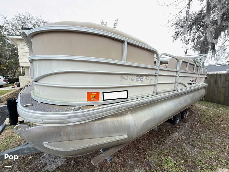 Slide: The Image of Sun Tracker 22 DLX Party Barge 2016 - 16283743
