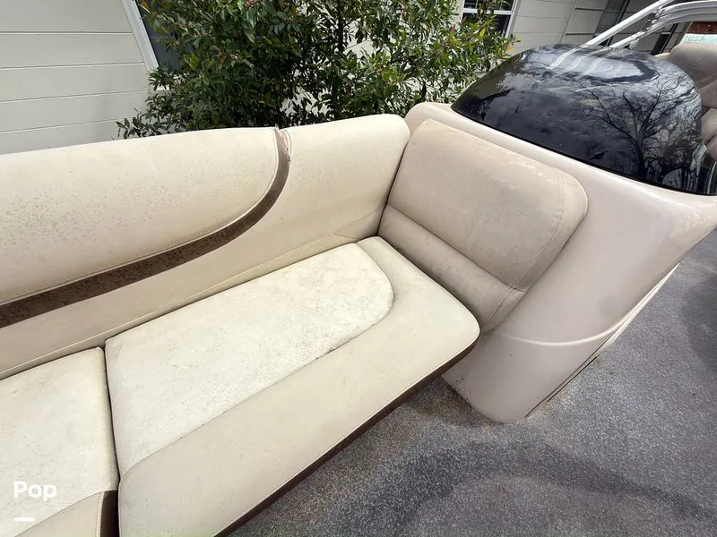 Slide: The Image of Sun Tracker 22 DLX Party Barge 2016 - 16283811