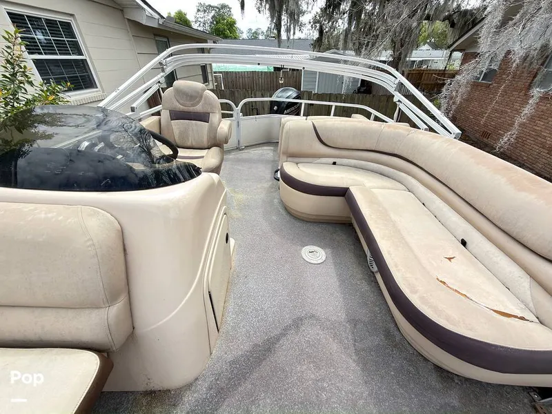 Slide: The Image of Sun Tracker 22 DLX Party Barge 2016 - 16283816