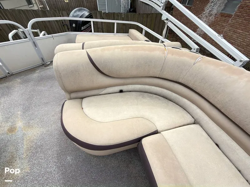 Slide: The Image of Sun Tracker 22 DLX Party Barge 2016 - 16283819