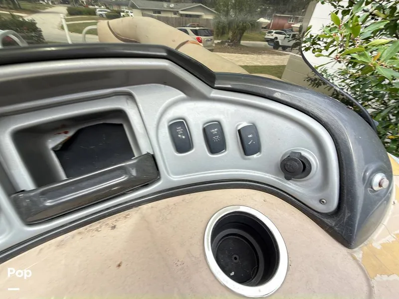 Slide: The Image of Sun Tracker 22 DLX Party Barge 2016 - 16283827