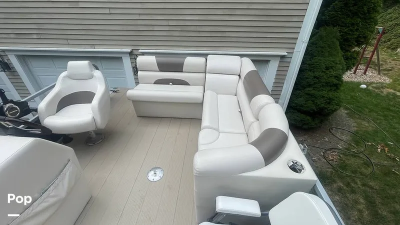 Slide: The Image of Sanibel Cat 22' 2026 - 16249569