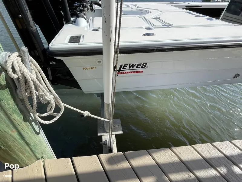 Slide: The Image of Hewes 18 Redfisher Kevlar hull 1996 - 16264248