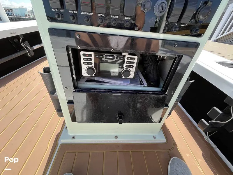 Slide: The Image of Hewes 18 Redfisher Kevlar hull 1996 - 16264287