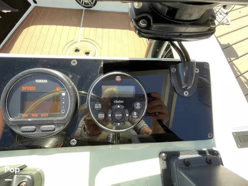 Slide: The Image of Hewes 18 Redfisher Kevlar hull 1996 - 16264293