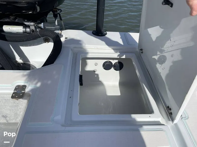 Slide: The Image of Hewes 18 Redfisher Kevlar hull 1996 - 16264299