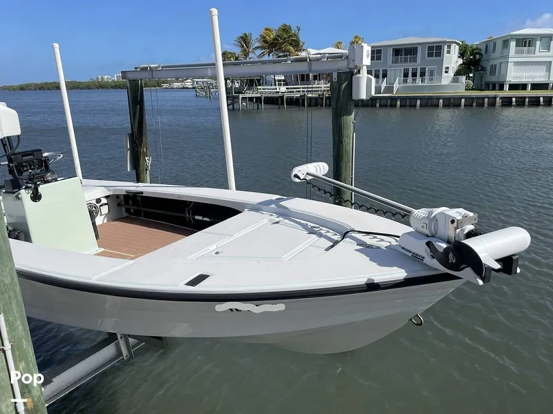 Slide: The Image of Peace of mind: Ask for a complimentary BoatHistoryReport report ($39.99 value) - I1