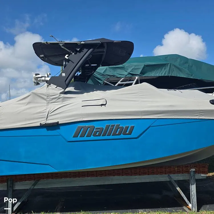 Slide: The Image of Malibu M240 Coastal Package 2020 - 16276931