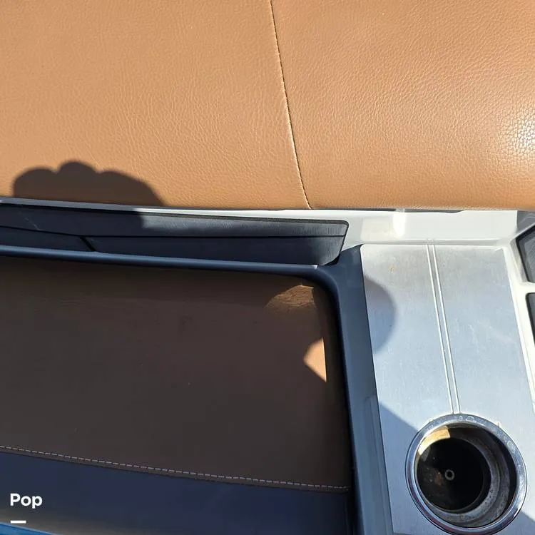 Slide: The Image of Malibu M240 Coastal Package 2020 - 16276943