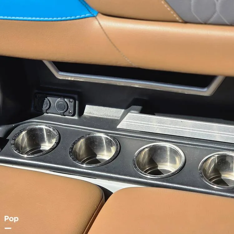 Slide: The Image of Malibu M240 Coastal Package 2020 - 16276948