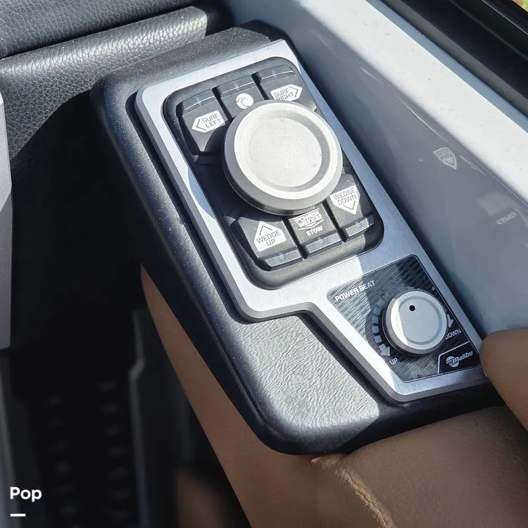 Slide: The Image of Malibu M240 Coastal Package 2020 - 16276950