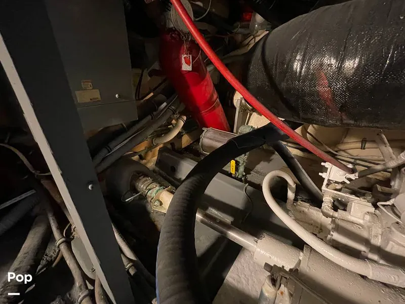 Slide: The Image of Hatteras 43 Double Cabin Motor Yacht 1988 - 16304431