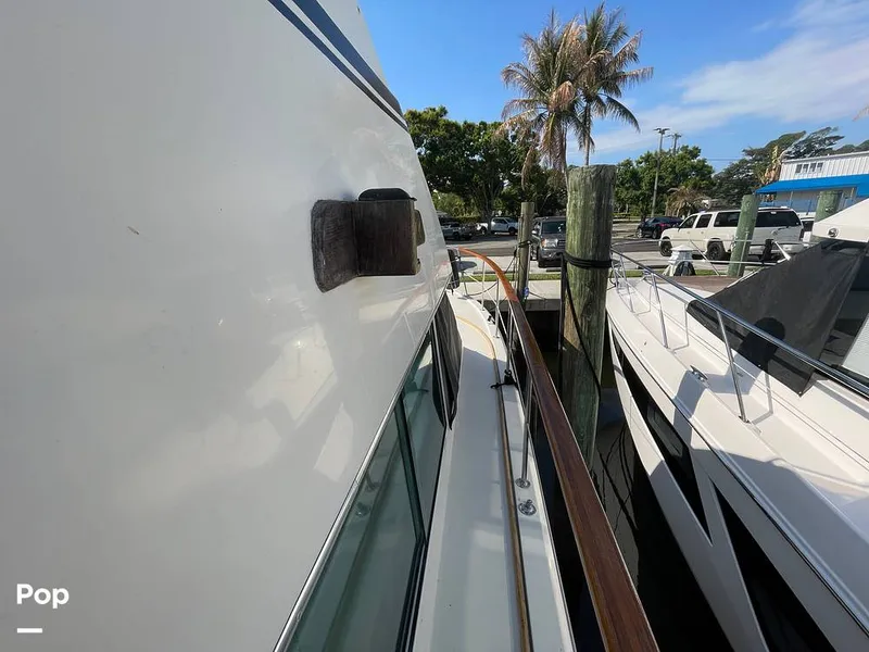 Slide: The Image of Hatteras 43 Double Cabin Motor Yacht 1988 - 16304434