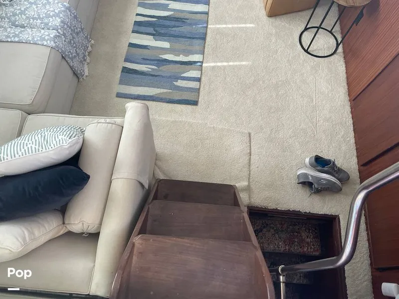 Slide: The Image of Hatteras 43 Double Cabin Motor Yacht 1988 - 16304321