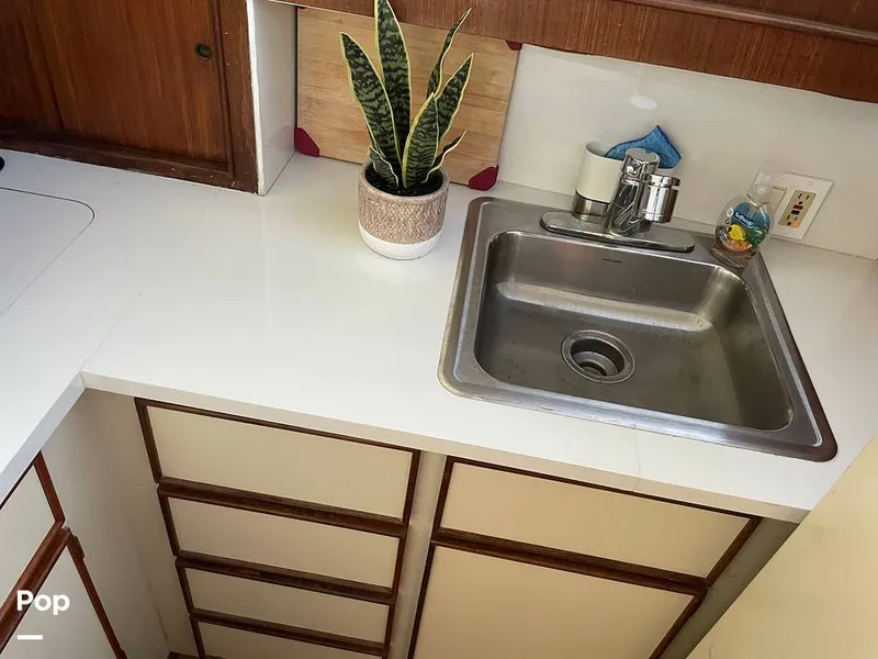 Slide: The Image of Sink - Galley - 16304354