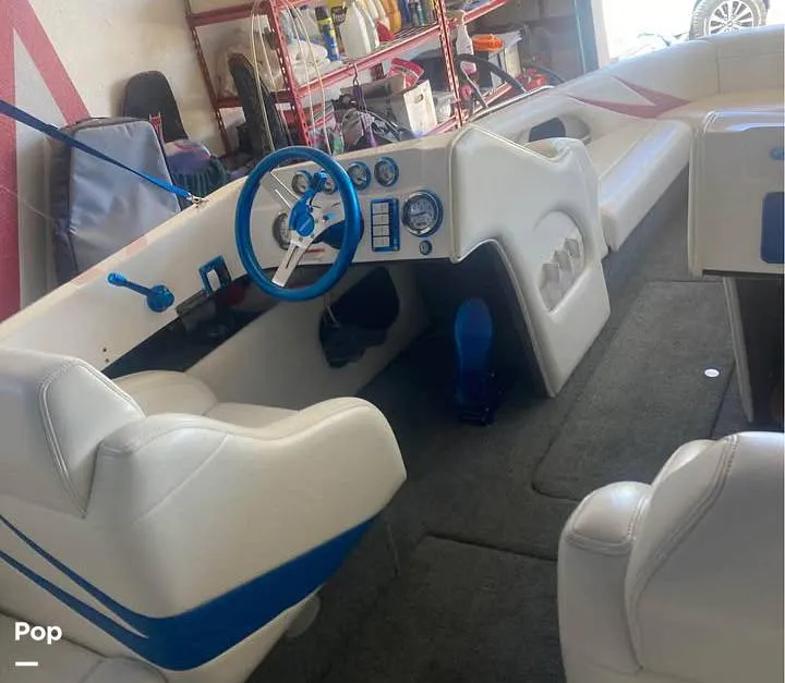 Slide: The Image of Shockwave 21 Skier 2018 - 16277820