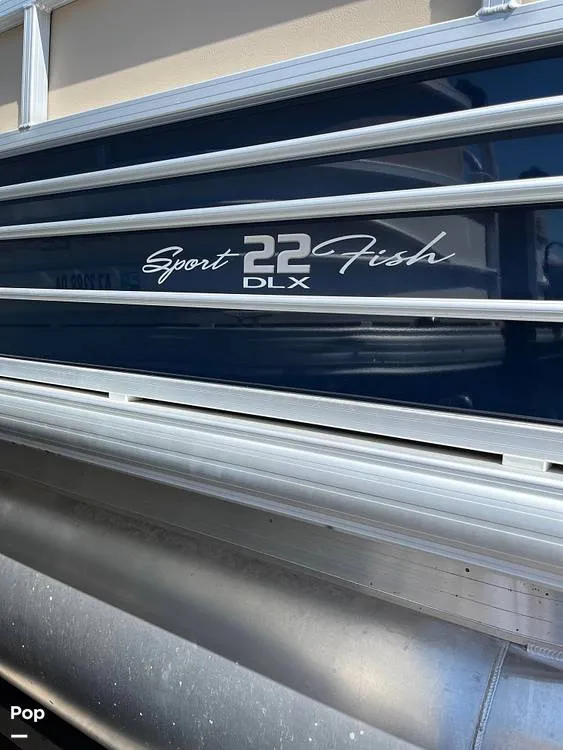 Slide: The Image of Sun Tracker SportFish 22 DLX 2022 - 16269156