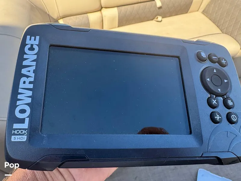 Slide: The Image of Sun Tracker SportFish 22 DLX 2022 - 16274442