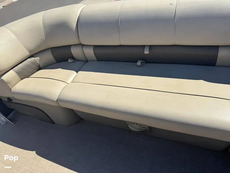 Slide: The Image of Sun Tracker SportFish 22 DLX 2022 - 16274470