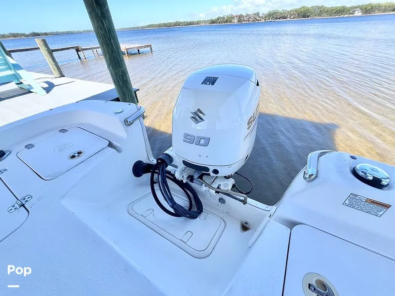 Slide: The Image of Suzuki 4-stroke Power - 16261520