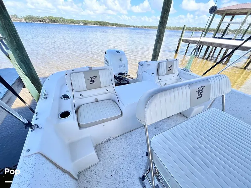 Slide: The Image of Fold Down Seats - 16261493