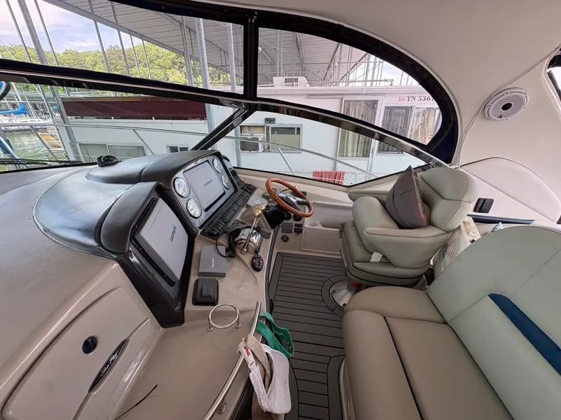Slide: The Image of Sea Ray 420 Sundancer 2005 - 45