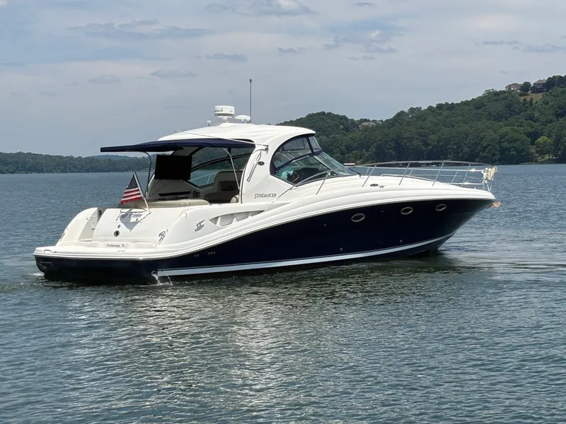 Slide: The Image of Sea Ray 420 Sundancer 2005 - 7