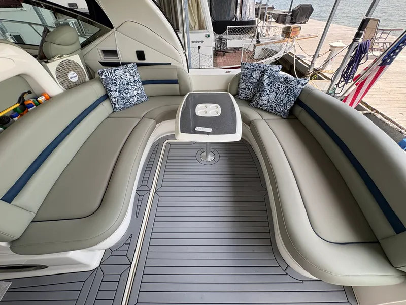 Slide: The Image of Sea Ray 420 Sundancer 2005 - 37