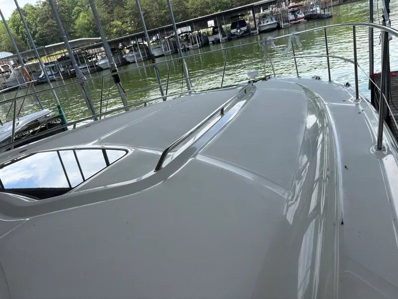 Slide: The Image of Sea Ray 420 Sundancer 2005 - 82