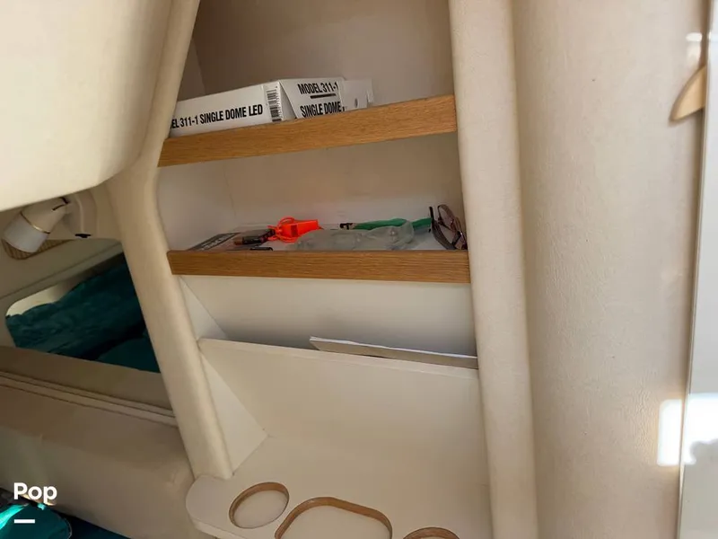 Slide: The Image of Sea Ray 290 Sundancer 2000 - 16270214