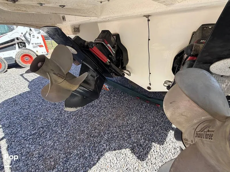 Slide: The Image of Sea Ray Sundancer 290 Express Cruiser 2000 - 16270369