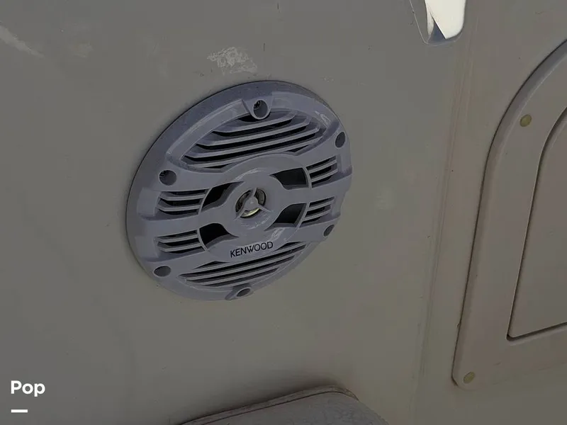 Slide: The Image of Sea Ray Sundancer 290 Express Cruiser 2000 - 16270402