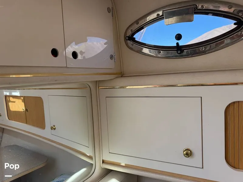 Slide: The Image of Sea Ray Sundancer 290 Express Cruiser 2000 - 16270219