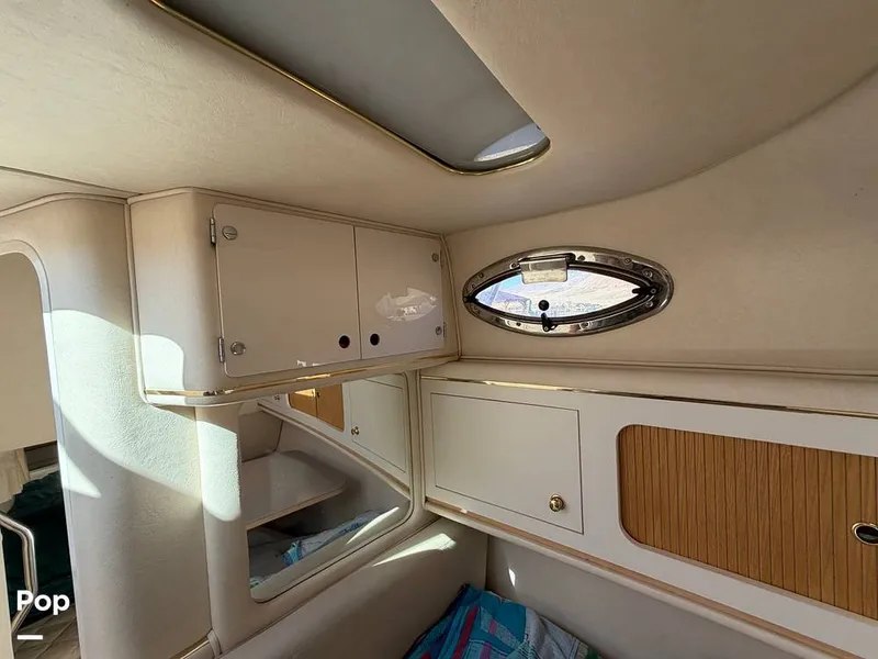 Slide: The Image of Sea Ray Sundancer 290 Express Cruiser 2000 - 16270229