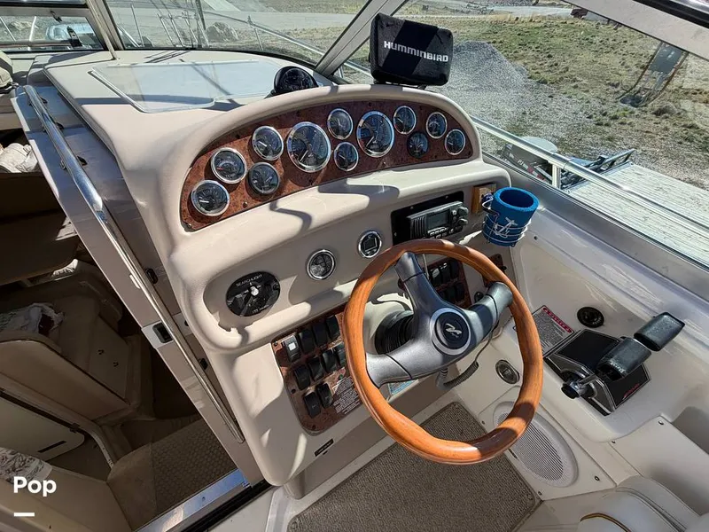 Slide: The Image of Sea Ray Sundancer 290 Express Cruiser 2000 - 16270255