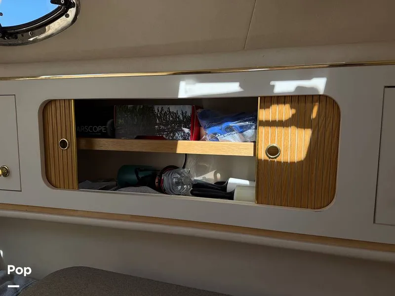 Slide: The Image of Sea Ray Sundancer 290 Express Cruiser 2000 - 16270212