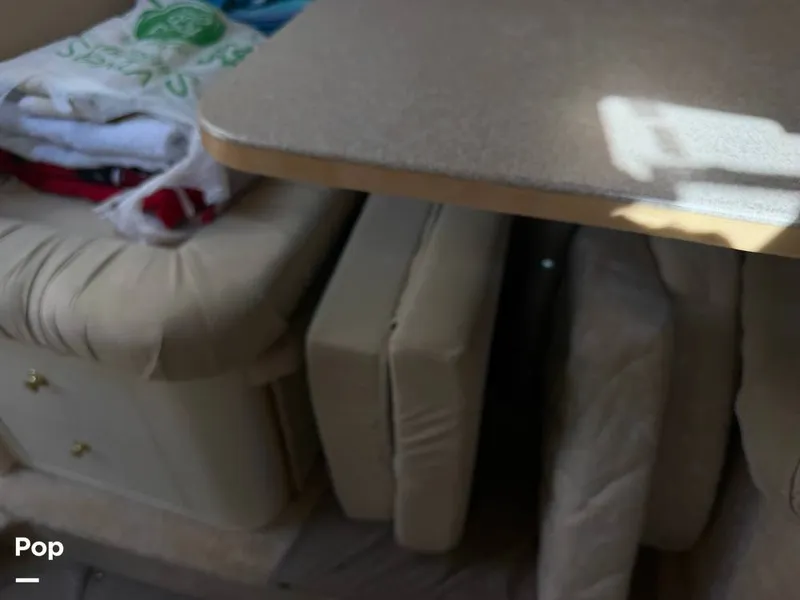 Slide: The Image of Sea Ray Sundancer 290 Express Cruiser 2000 - 16270213