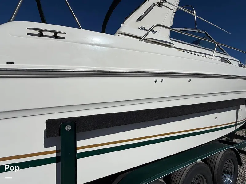 Slide: The Image of Sea Ray Sundancer 290 Express Cruiser 2000 - 16270365