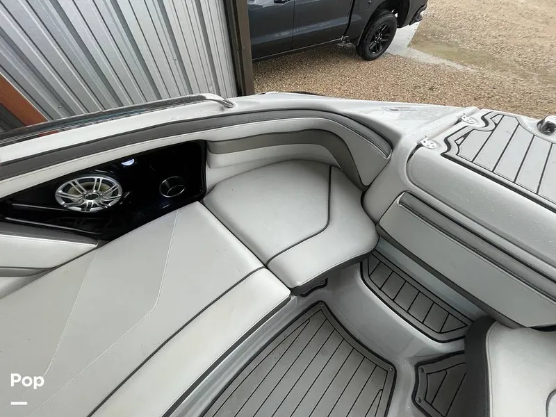 Slide: The Image of Yamaha 242 Limited S 2017 - 16266889