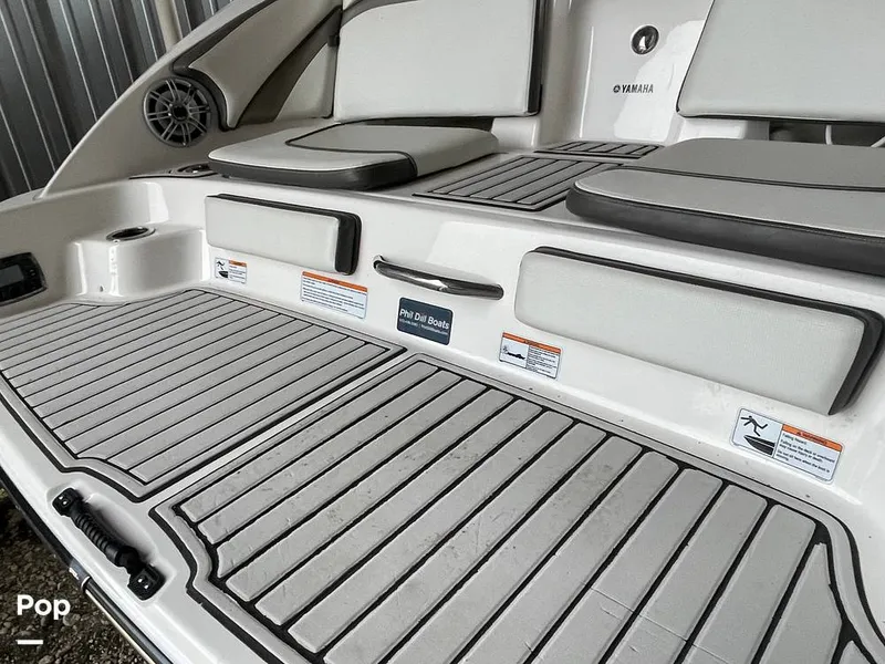 Slide: The Image of Yamaha 242 Limited S 2017 - 16266787