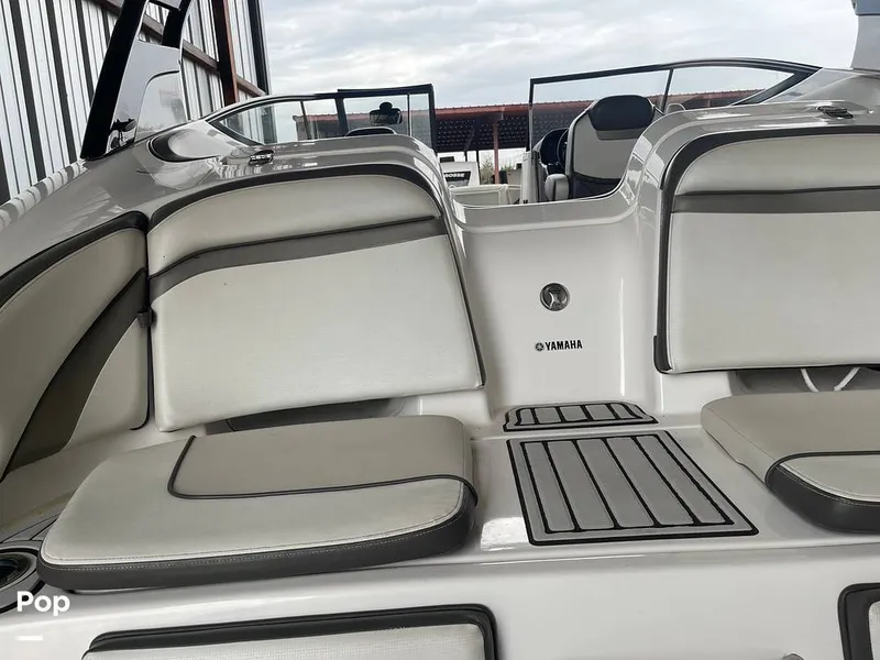 Slide: The Image of Yamaha 242 Limited S 2017 - 16268370