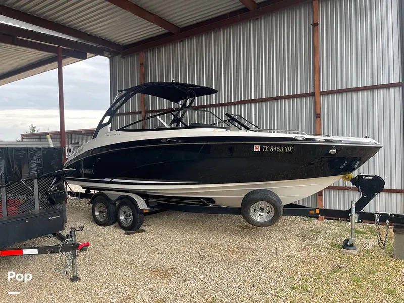 Slide: The Image of Yamaha 242 Limited S 2017 - 16268391