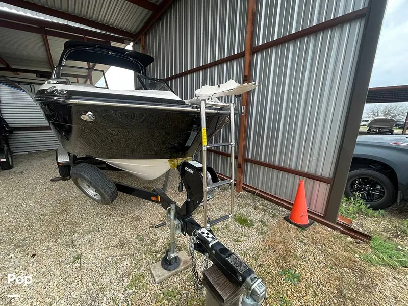 Slide: The Image of Yamaha 242 Limited S 2017 - 16266795