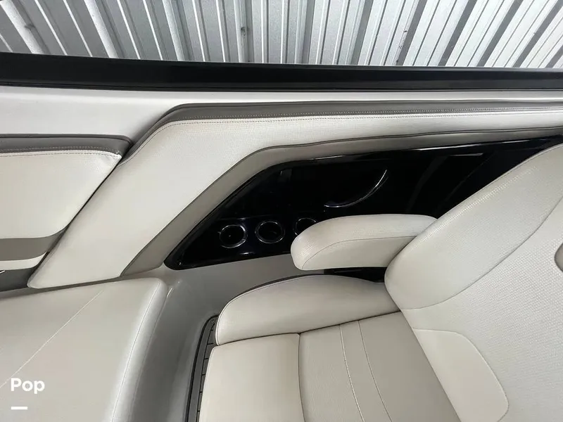 Slide: The Image of Yamaha 242 Limited S 2017 - 16266843