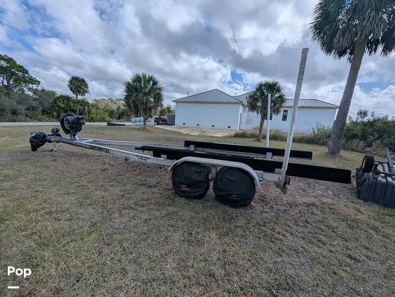 Slide: The Image of Trailer Included - 16263869