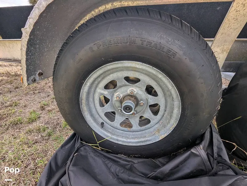 Slide: The Image of Action Craft 2310 TE Coastal Bay 2005 - 16263874