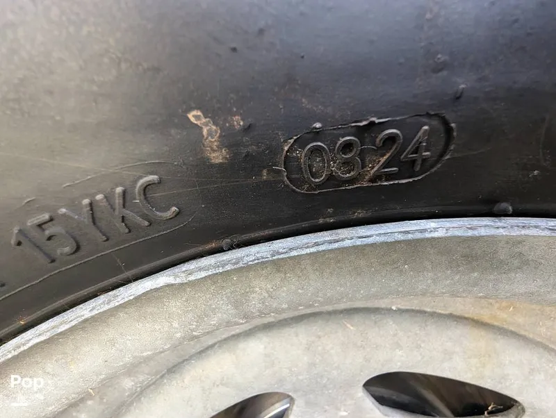 Slide: The Image of Action Craft 2310 TE Coastal Bay 2005 - 16263875