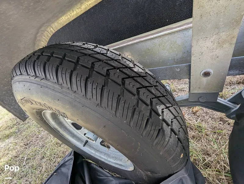 Slide: The Image of Action Craft 2310 TE Coastal Bay 2005 - 16263876