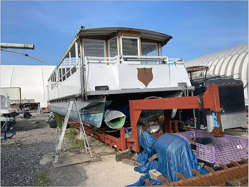 Slide: The Image of Trident 5012 2008 - 16259139