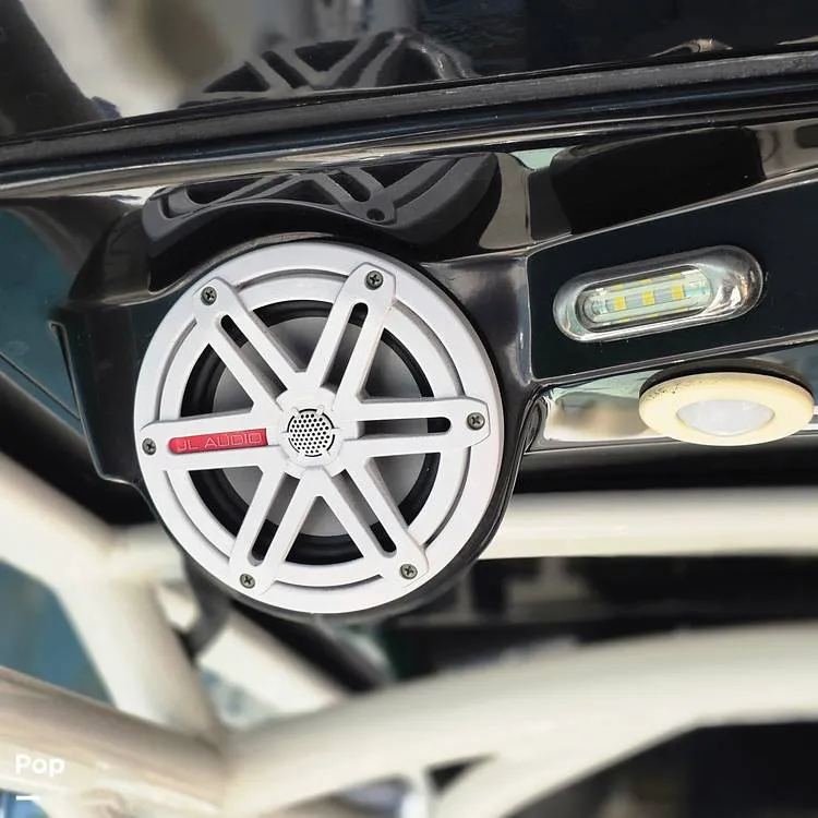 Slide: The Image of Wellcraft Fisherman 262 2018 - 16304515